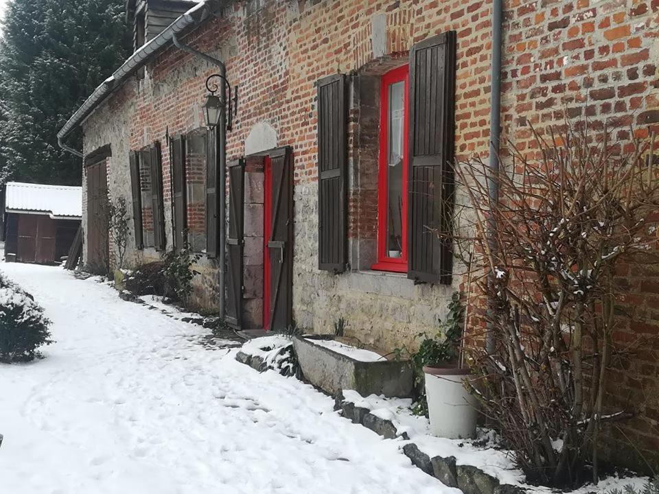 L'Ecrin Du Val De Sambre Bed & Breakfast Maubeuge Exterior foto